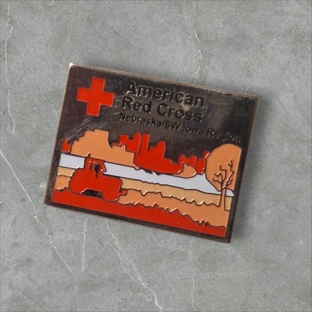 Nebraska/SW Iowa Region Brooch - Red and Gold